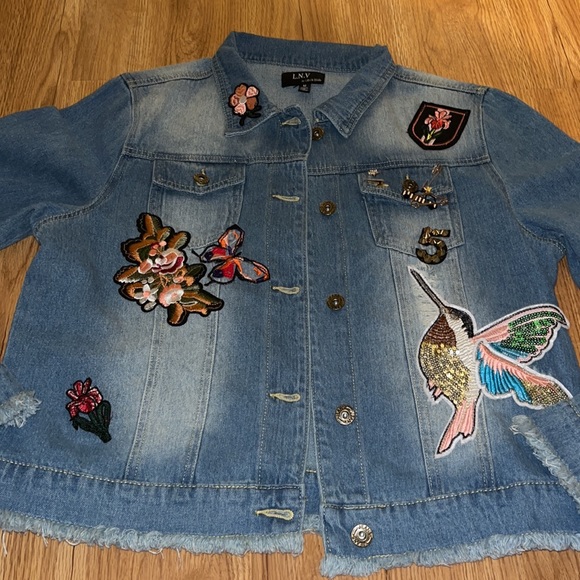 ⭐️🐦🌹💎•💎SAKS FIFTH ~ L.N.V.💎•🌹Tell me more… - Picture 7 of 11